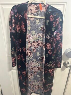 Long Floral Open-Front Cardigan in Black and Pink